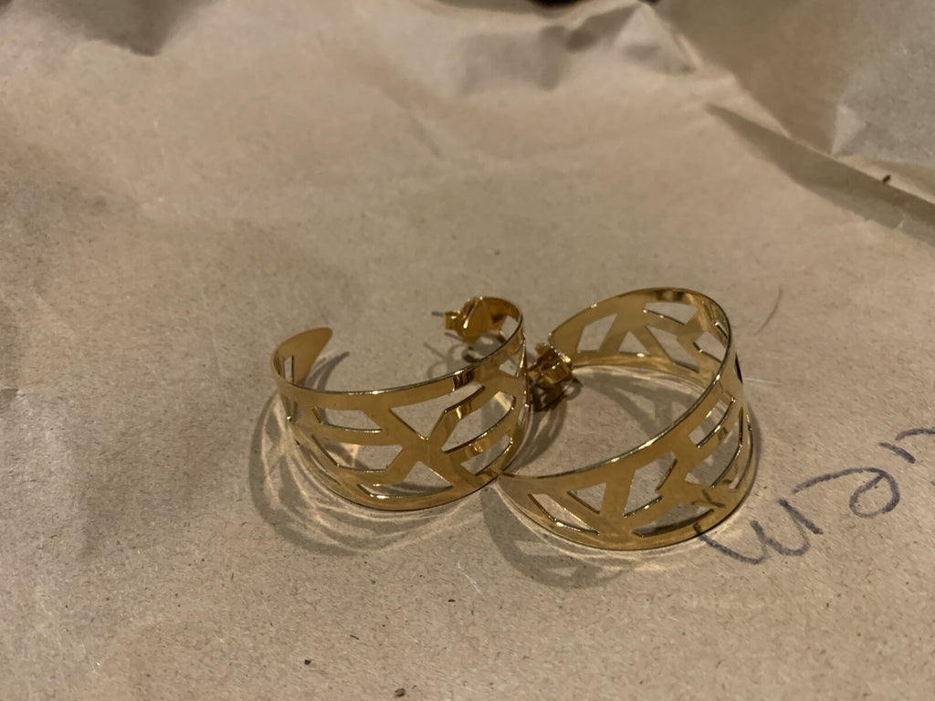 Lot Of 10 Gold And Silver Tone Dangle Hoop Fashion Earrings With Backs Most New