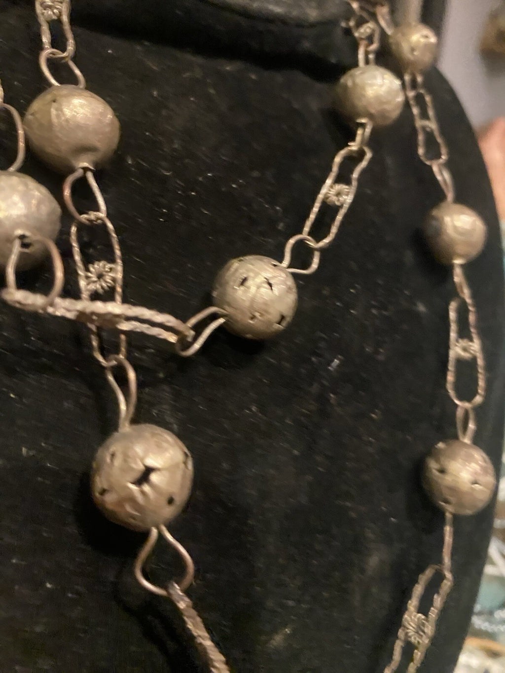 Vintage Ball Twist Wire Floral Link Chain Necklace Silver Tone