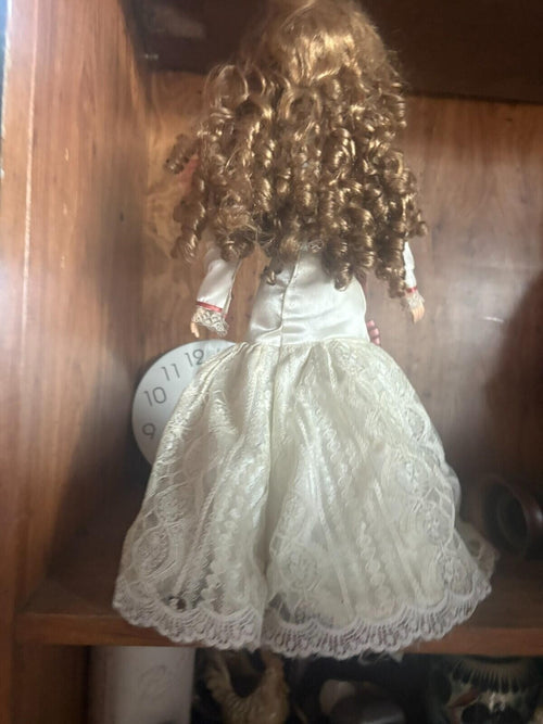 "Rose Collection" victorian porcelain collectable