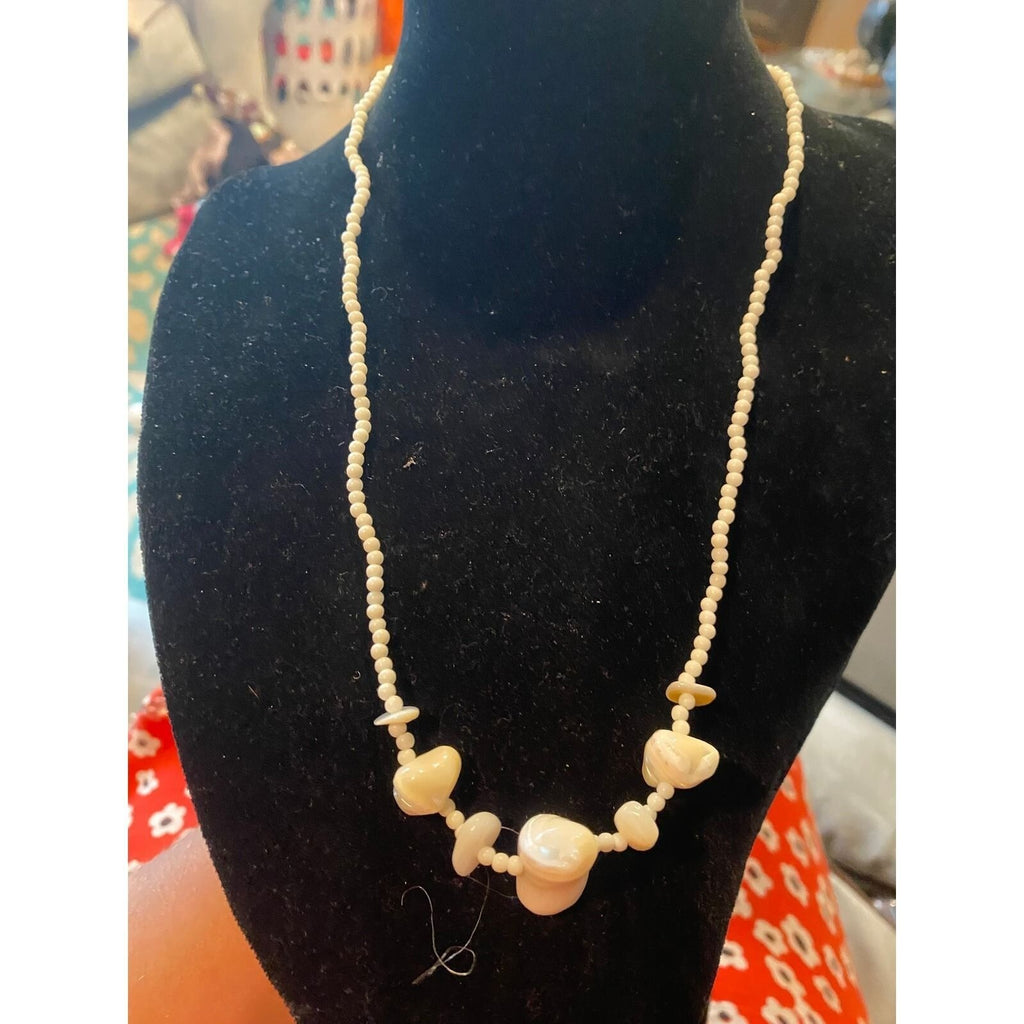 Vintage Cream Beaded Necklace Organic Shape Accents Gold Tone Clasp 18 Inch