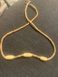 Vintage Southwestern Santo Domingo Style Shell Heishe Beaded Necklace Tan