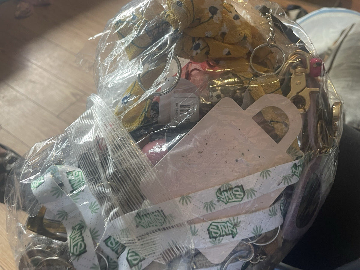 2 Pounds Of Mostly New Keychains