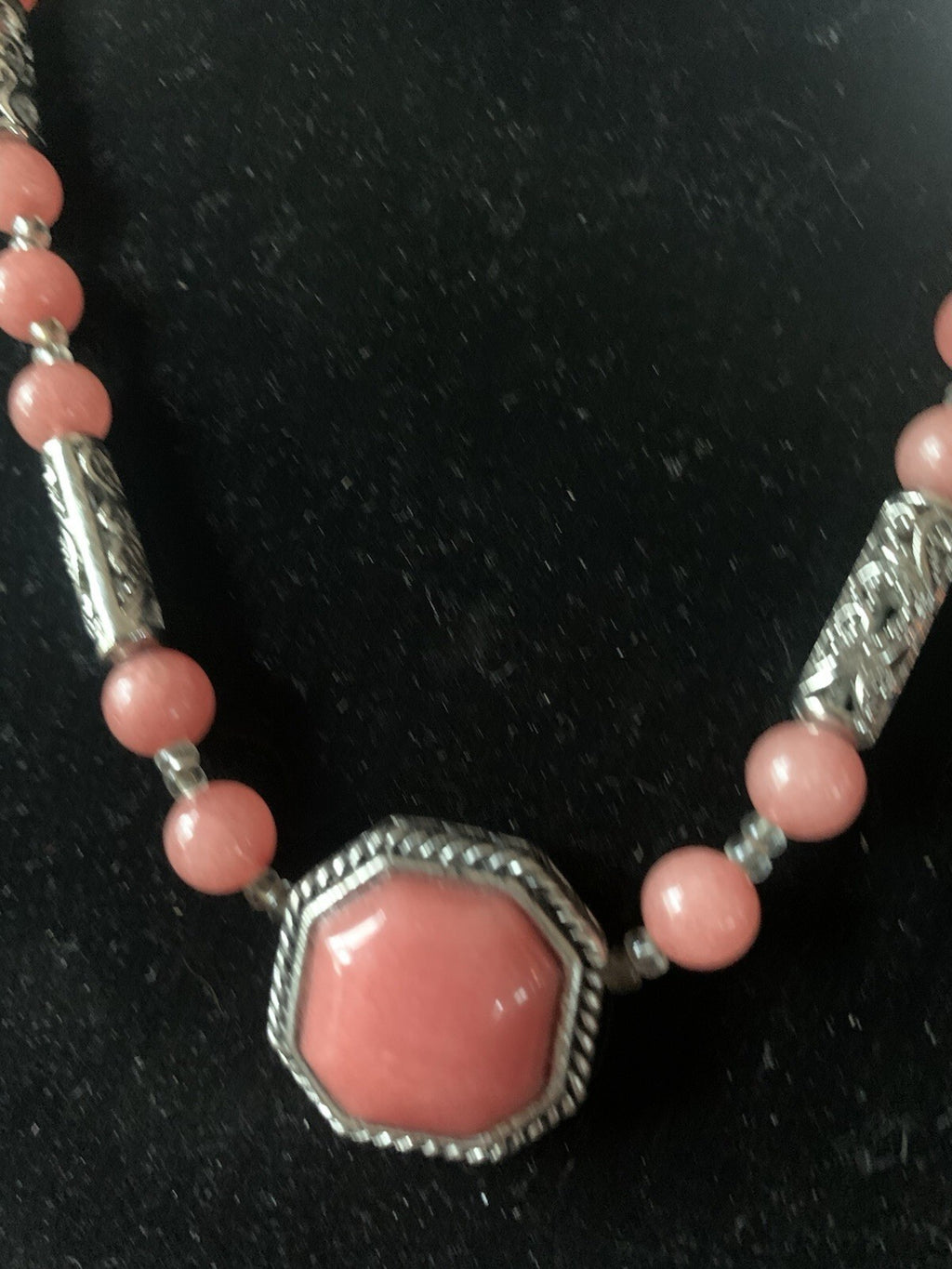 Vintage Art Deco Rose Quartz Beaded Silver Tone Filigree Statement Necklace